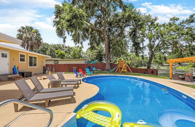 Jacksonville Lake House with Heated Pool