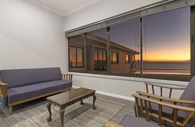 Jacquelena Hof 9 - Three Bedroom Apartment, Sleeps 6