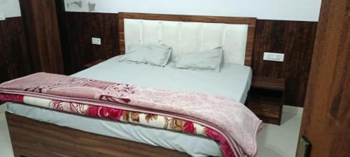 Jai shambhu guest house