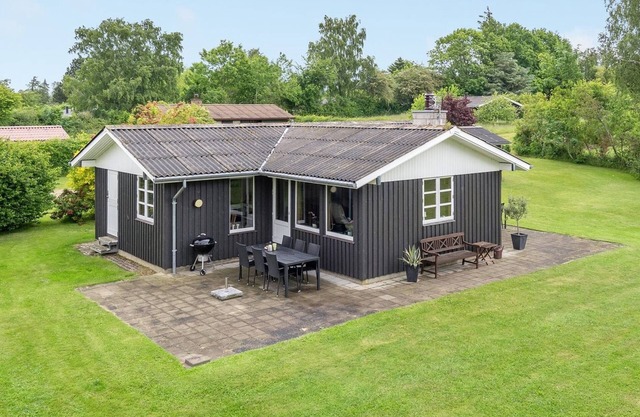 "Jaike" - 350m from the sea by Interhome