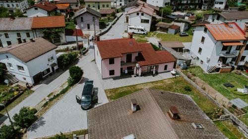 Jakova Hiša