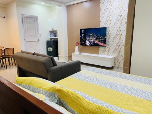 JC7 Cozy Studio at Candon City Proper