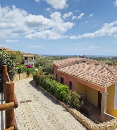 JeJ Apartment Budoni Loc Colle Maiorca