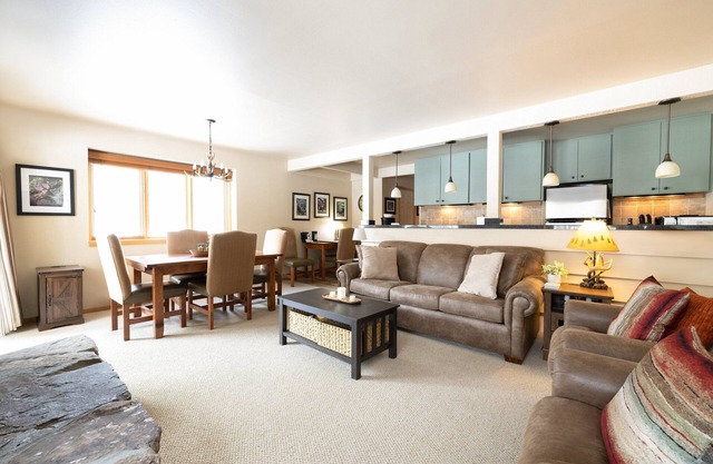 JHRL - Ponderosa 413, Perfect for a couple