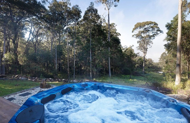 Jindalee Spa Lodge - Wilderness Retreat for groups and families