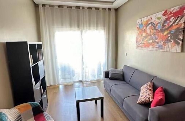 Joli Appartement Avec Jardin et Piscine