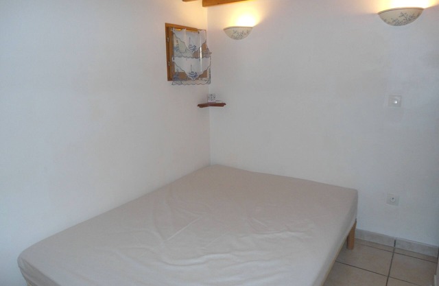 Jolie Appartement , Piscine , Jardin, Parking