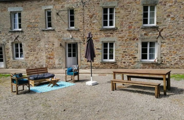 Jolie Maison en Pierre Proche Centre Ville de Cherbourg