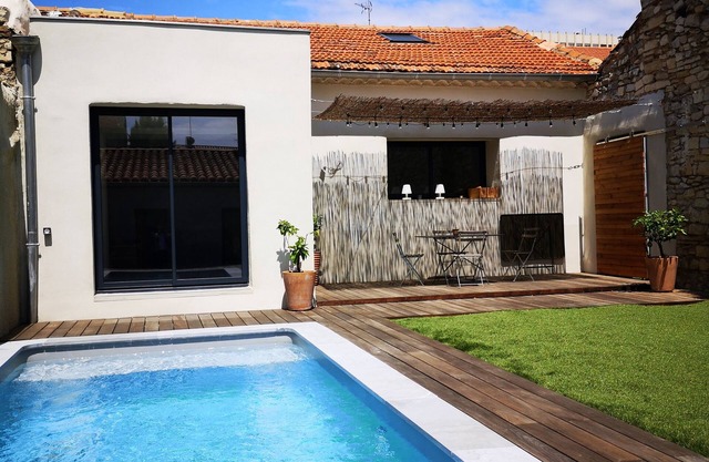 Jolie Maison de Ville au Calme Avec Piscine Sans Aucun vis à vis