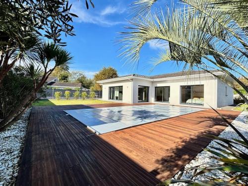 Jolie villa avec piscine classée 4 étoiles