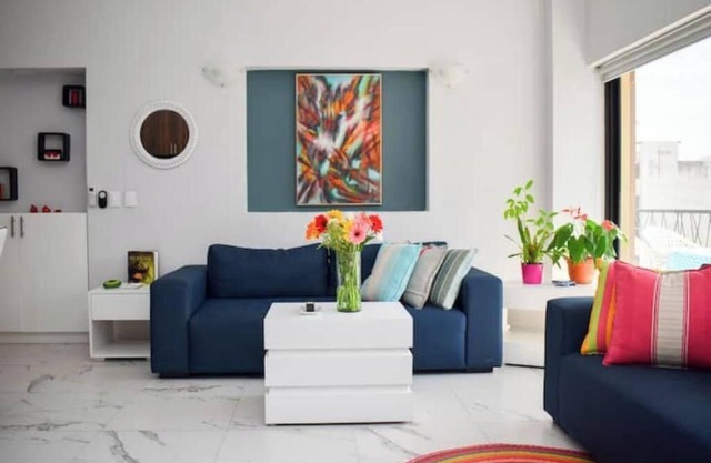 Joyful, Trendy, Ideally Locatednn