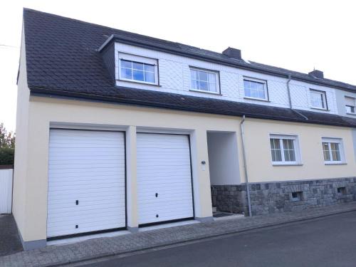 JQs Home - Guest Rooms - WiFi TV