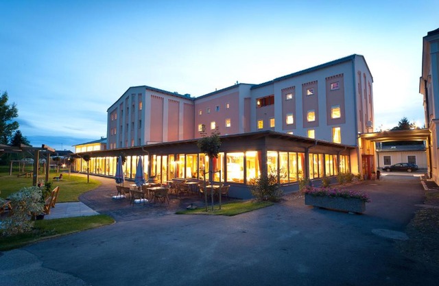 JUFA Hotel Weinviertel - Eselsmühle