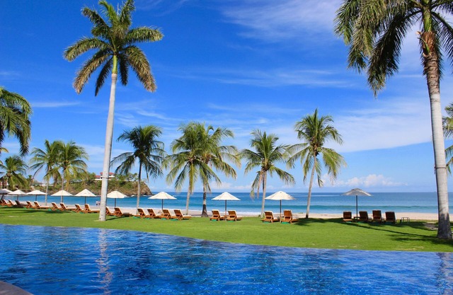 July 12th-19th, Last Minute Special! Beach Massage included!