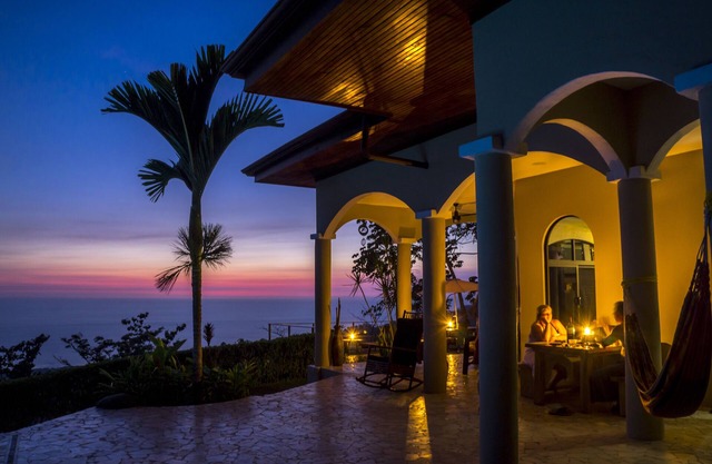 Jungle Luxury! Stunning Whale's Tail View! Pool, Outdoor Shower, Etc.! 5-STAR!