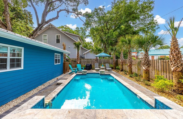 Just a short walk to the beach and village makes this the perfect island getaway!