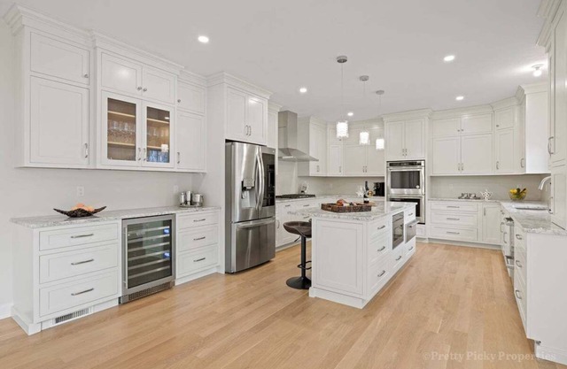 Just Built, Heated Pool, Walk to Fresh Water Beach: 078-Y