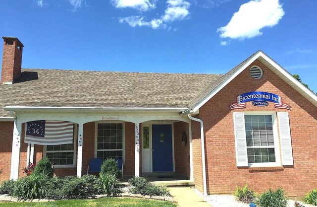 Just Renovated 2021 Home! Free Breakfasts $20 Shuttle Perfect Location Downtown