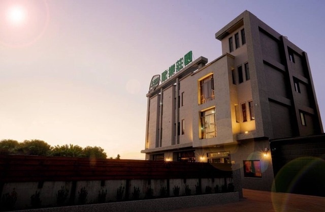 K-1 Hotel