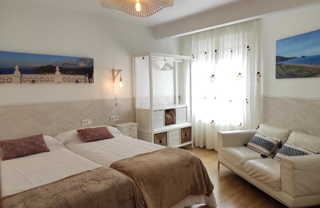 Kaixo Salegi Piso centro 2h-Salon-2wc-Parking-ESS02940