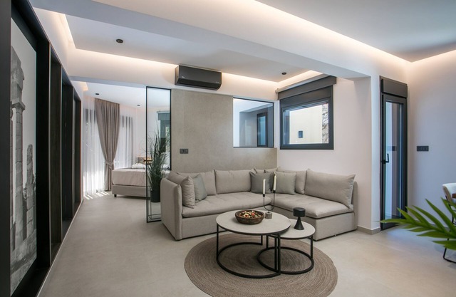 Karma Luxury Suites 11