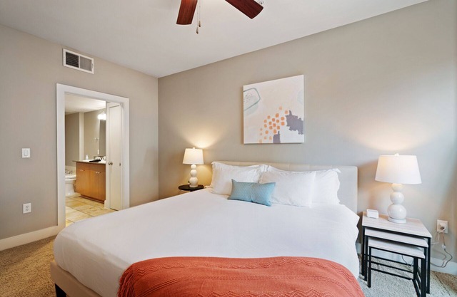 Kasa | Welcoming 2BD + On-Site Gym | Plano