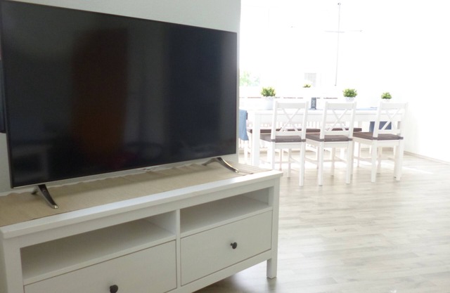 Kassel City STYLE Comfort-1-6 persons-2-bathrooms-93sqm-WiFi-place *