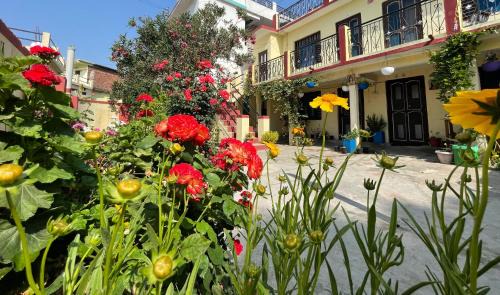 Katyuri Kings Divine Stay- Babaji's cave