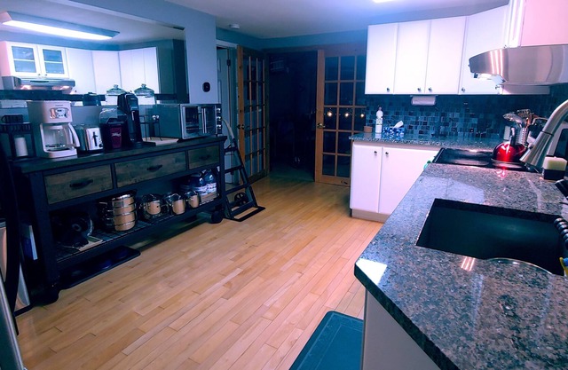 Kawarthas Stoney Lake Cottage