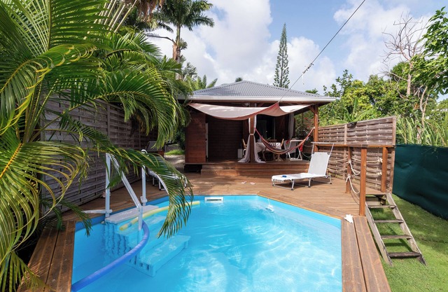 KAZ ANA Gites de Camago, private swimming pool, 2 min from the beach, with cistern