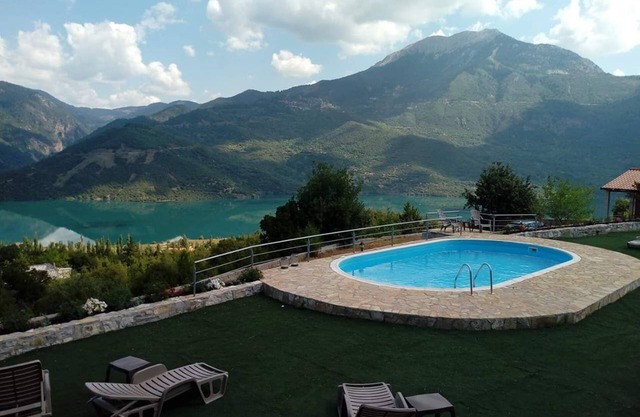 Kedros Chalet