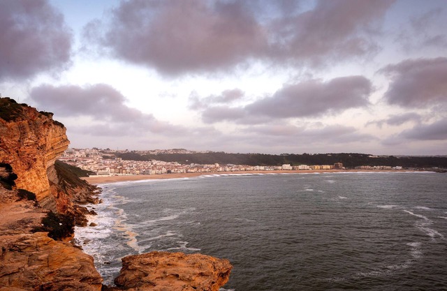 Keep Calm and Enjoy Nazaré 1