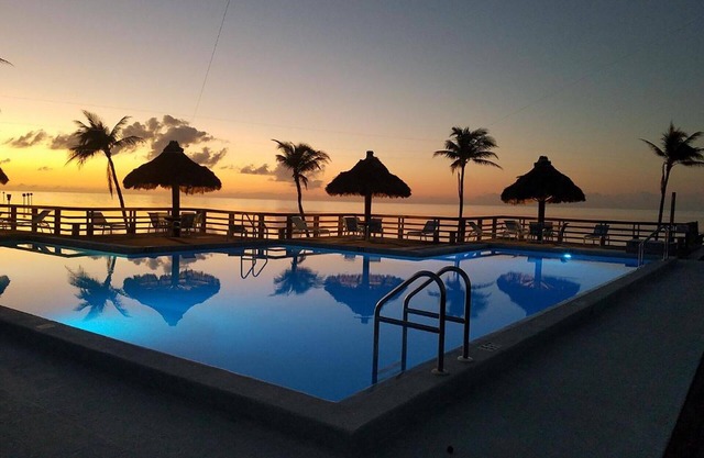 Keys Dreams: 1 BR Condo