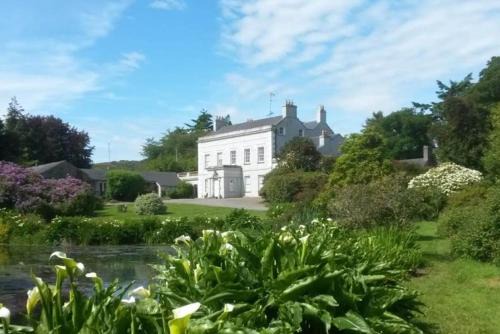Kilmartin House - Georgian House on Private Estate and Farm