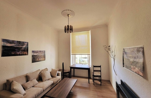 Kilmun Retreat: 2-bed Riverside Peace and Nature