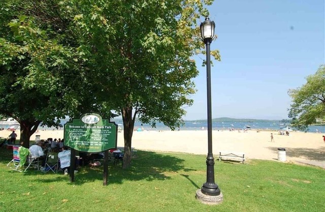 King Bed, Sleeps 6, Lake Winni Views & Pool