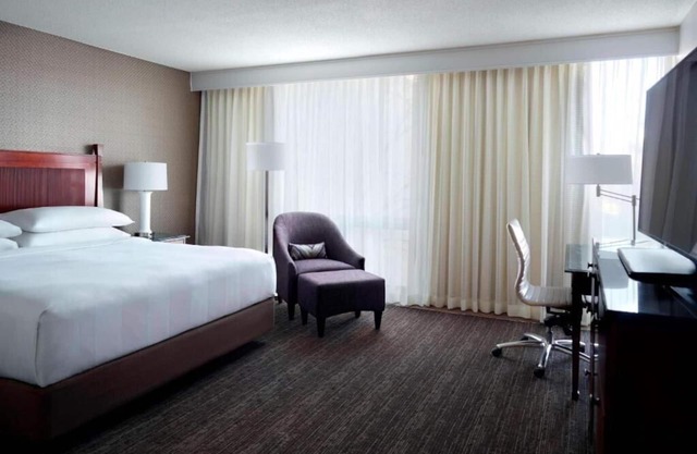 King Room Near Capital City Ink WDC