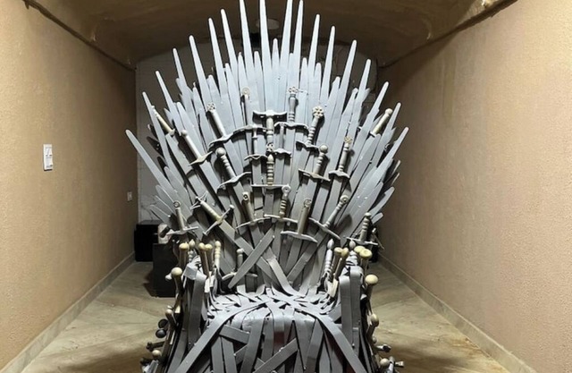 King's landing - Game of thrones (Couple Friendly)