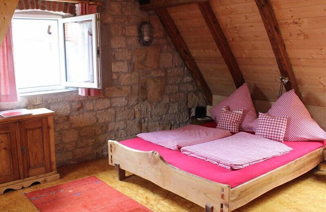 Kleines Nest | Maisonette-FeWo mit Garten und kostenlosem Parkplatz