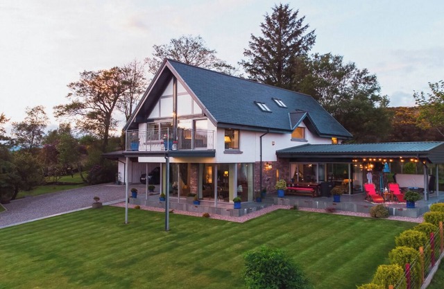 Knockderry Lodge - Luxury Accommodation in Scotland