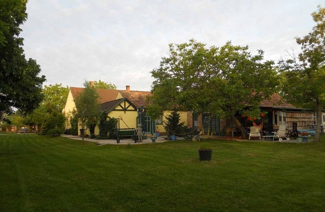 Knusperhäuschen - Holiday home with 2 rooms, living room/kitchen and bathroom