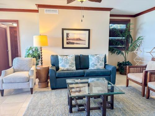 Ko Olina Beach Villas B210 - Beach Front Luxury 2BR 2BA Condo with 1 Free Parking