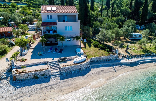 Kola's Mill - Comfort One Bedroom Apartment with Terrace and Sea View (A1)
