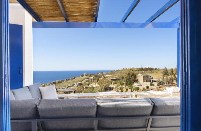 Konstantinos and Eleni's Apartment