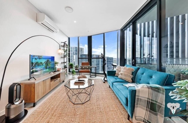 KozyGuru | Wentworth Point | 2 Beds stylish APT