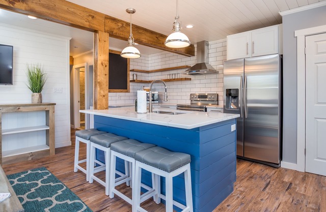 Kristy Greg Unit 3 - Unique coastal retreat . Ocean Block!