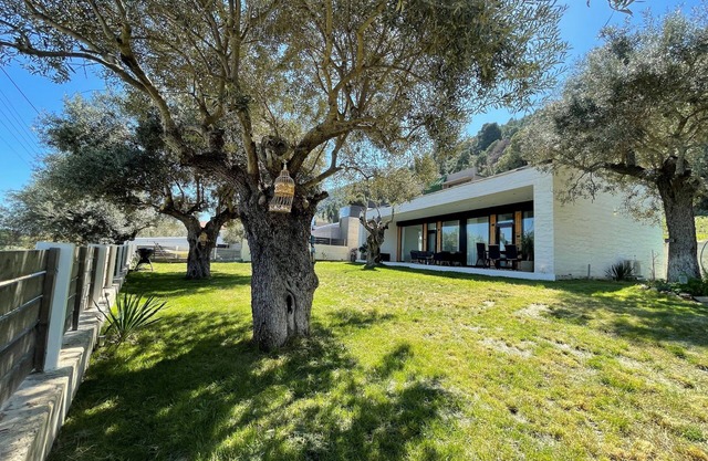 Krum's Little Secret Villa