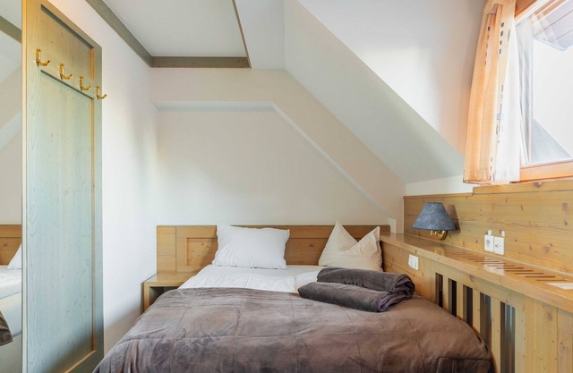 Krvavec Double room with balcony 2