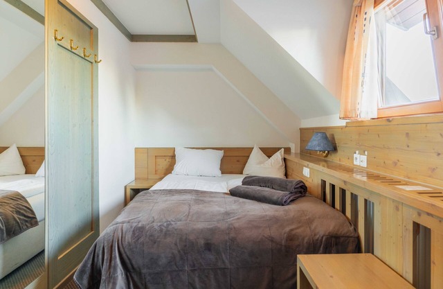 Krvavec Double room with balcony 1
