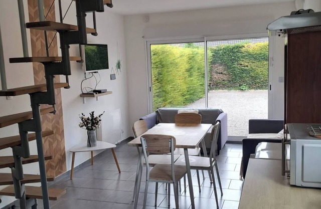 L'échappée Verte, small 2-bedroom house/25min from Site des 2 Caps